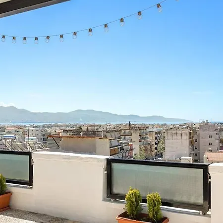 Rooftop Gateaway
